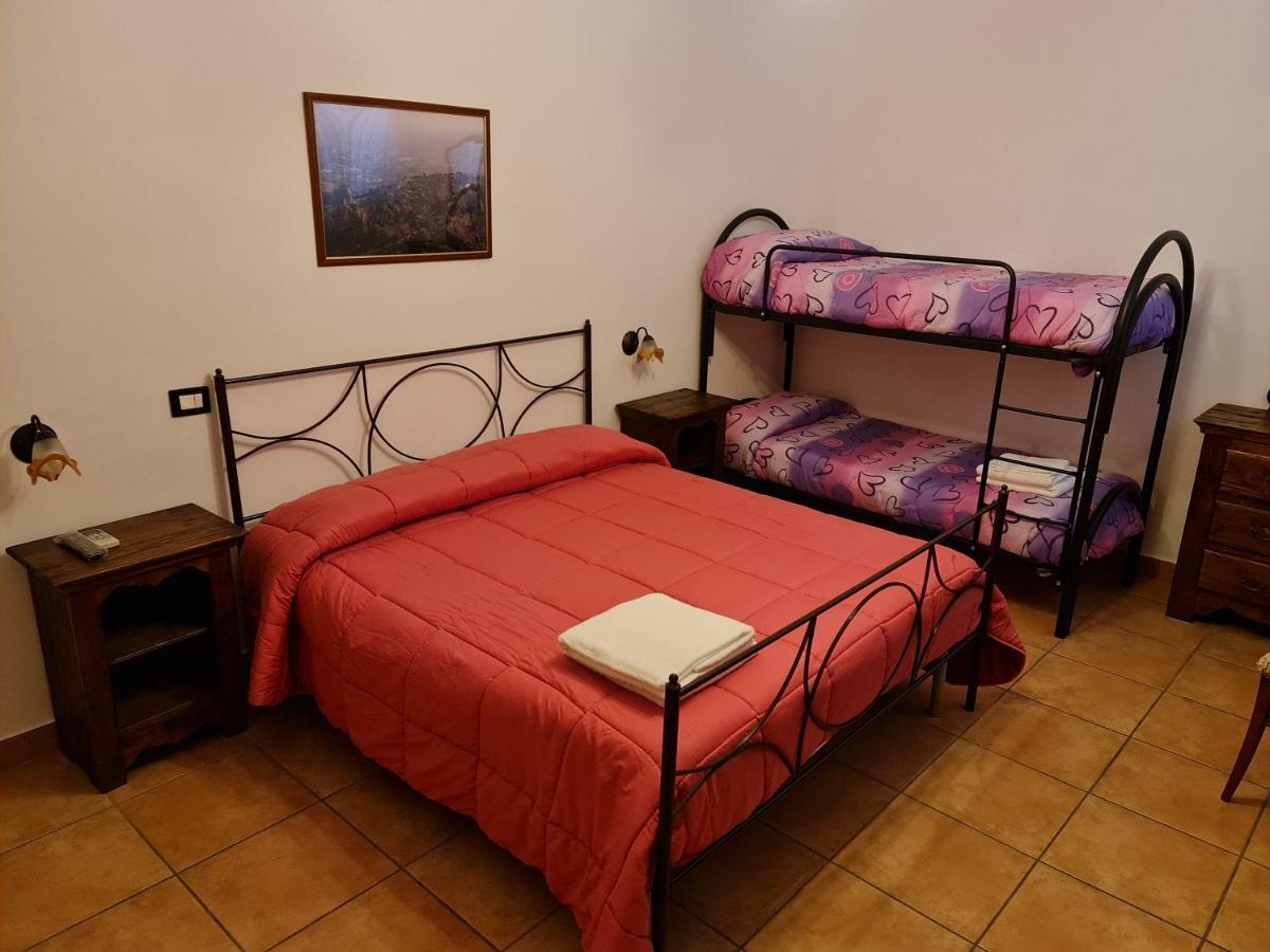 Bed and Breakfast Casale Rurale San Marco Evangelista Zewnętrze zdjęcie