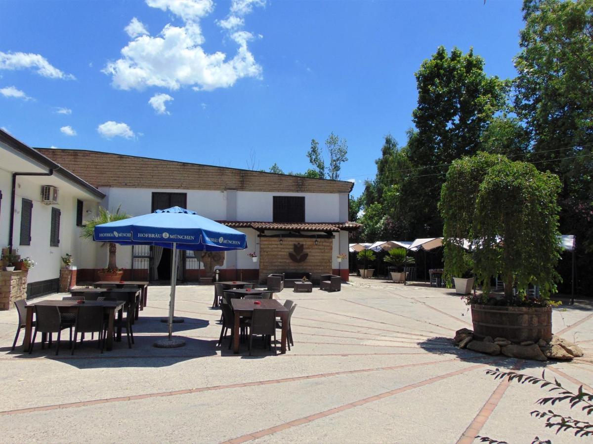 Bed and Breakfast Casale Rurale San Marco Evangelista Zewnętrze zdjęcie