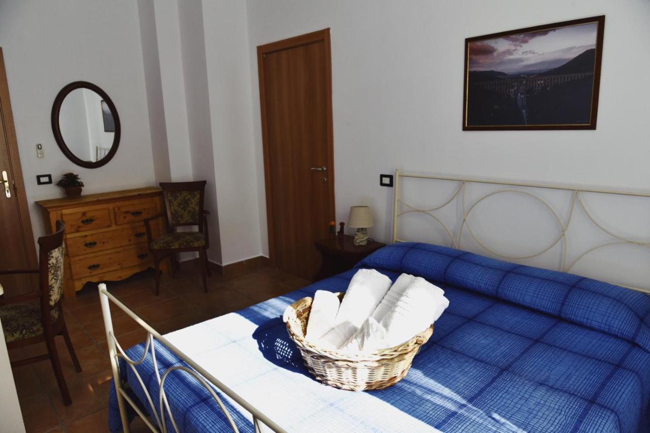 Bed and Breakfast Casale Rurale San Marco Evangelista Zewnętrze zdjęcie